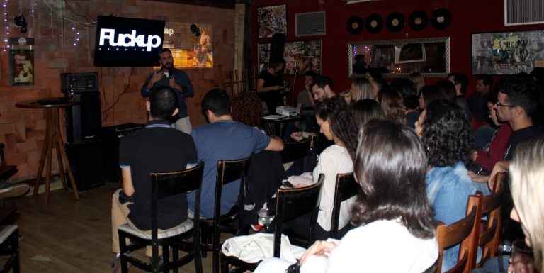 FuckUp Nights: o sucesso dos encontros criados para compartilhar histórias de fracasso