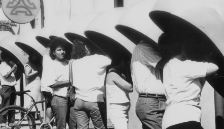 Os 40 anos de uma inovação manezinha: a “chamada a cobrar”