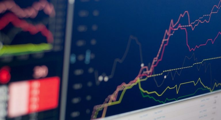 O momento é de investir no exterior. Mas como selecionar os melhores ativos?