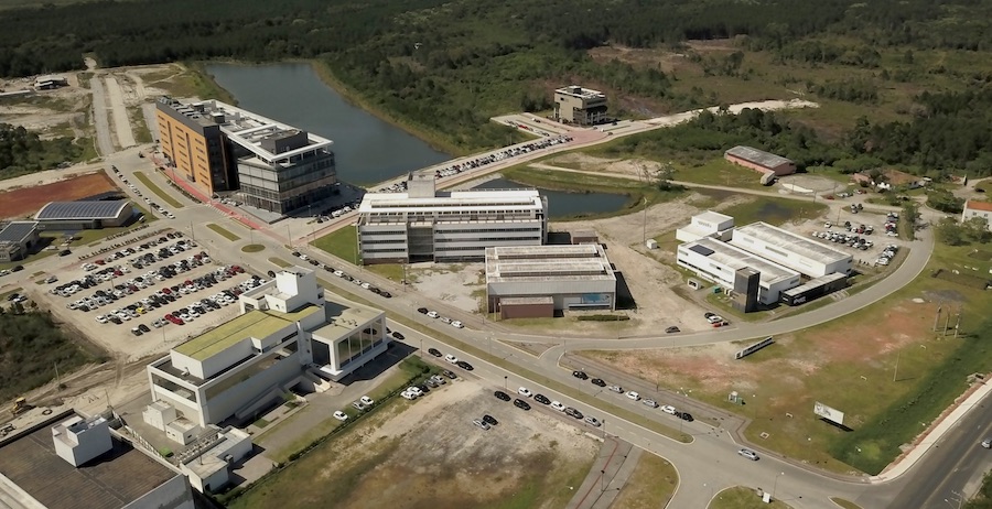 Centro de inovação em biotecnologia da JBS vai desenvolver no Sapiens Parque tecnologia 100% nacional de proteínas alternativas.