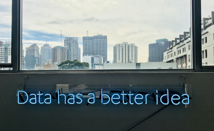 Começamos a explorar um terreno novo. E o país começa a definir fundamentos e princípios para o desenvolvimento e aplicação desta tecnologia