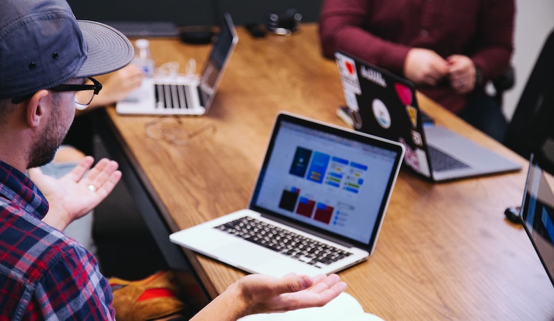 Apesar de haver leis que permitam a aquisição pelo poder público, por que não se os governos realizando compras de inovação em maior volume?