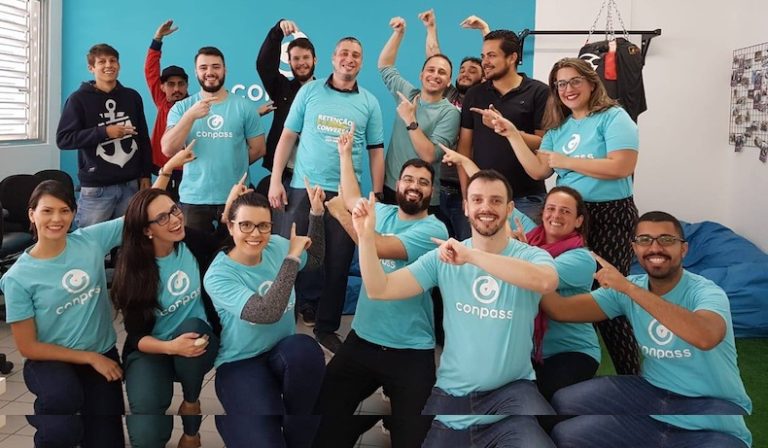 Conpass, que desenvolve software de customer experience, é vendida para a Omie