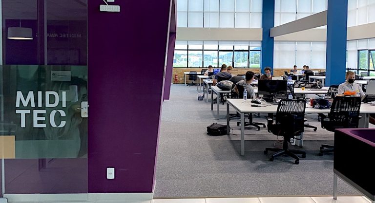 Processo seletivo, que contou com 59 empresas, terá cinco negócios inovadores da Grande Florianópolis na nova turma. Confira a lista