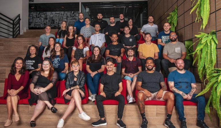 Empresa de Florianópolis começou gerenciando contas de telefonia para empresas, mudou modelo de negócio e expandiu 200% após fusão