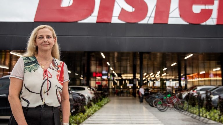 Tatiana Goes Mendonça, diretora de TI da rede Bistek, afirma que espera "troca de ideias, networking, contato com startups, participação em eventos