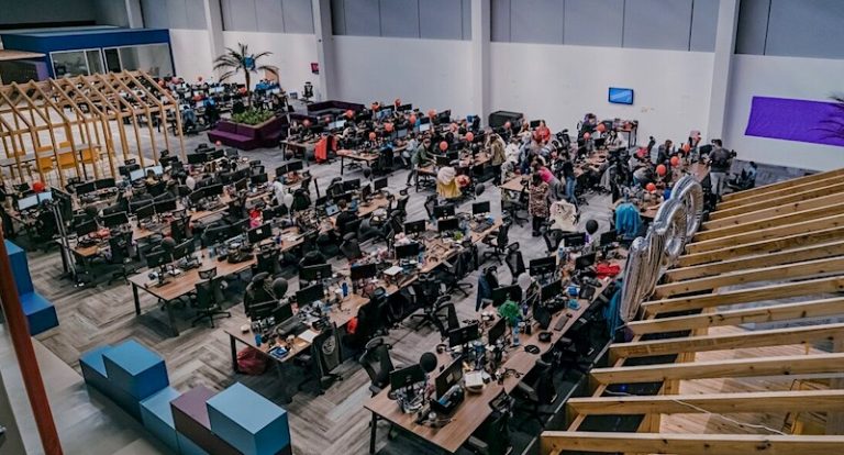 Negócio marca a entrada da Visma no mercado brasileiro e consolida a fintech catarinense Conta Azul como um dos maiores cases de SaaS do país.