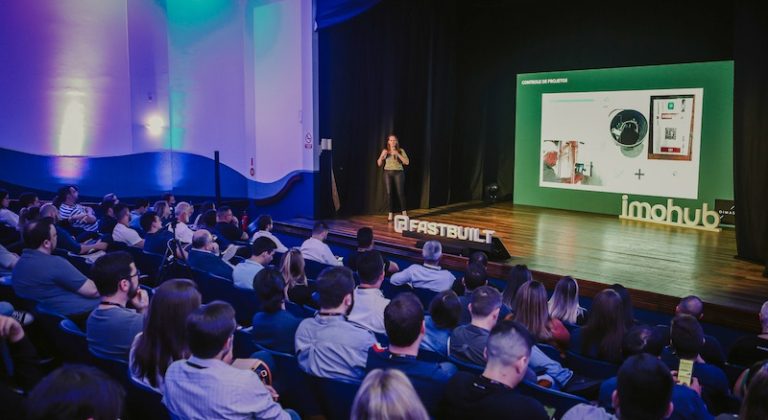 Programação começa dia 5 com Fastbuilt Experience, segue com Oktober Cloud, workshop e trilhas de conhecimento promovidas pela Blusoft/ACATE.