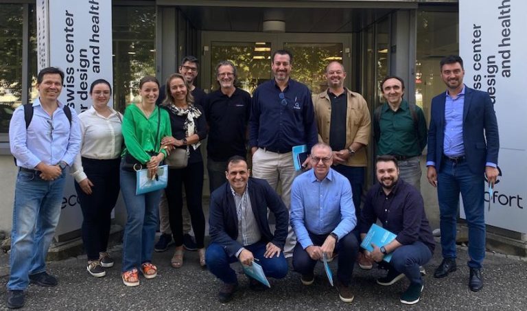 Visitas a sete cidades mostrou como o elo da academia (especialmente com doutores e PHDs) com mercado pode desenvolver inovações disruptivas