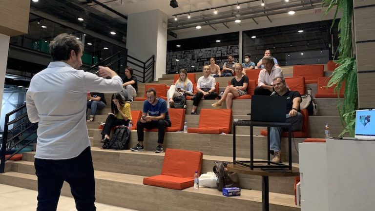 Prop Ventures Lab, programa de inovação aberta da TXM Methods em parceria com Grupo Brognoli e Sebrae/SC foca em proptechs que usam IA.