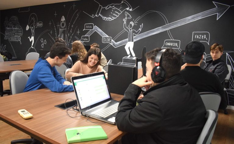 Negócios selecionados terão residência de um ano em nova estrutura dedicada a incubação de empresas. Inscrições encerram em 21.05.