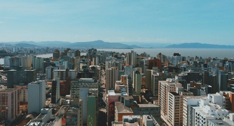 Cidade é a 13ª colocada no ranking latino da Startup Genome, ao lado de capitais como Medellín, Lima e Porto Alegre, e se consolida como exemplo global de cidade média inovadora