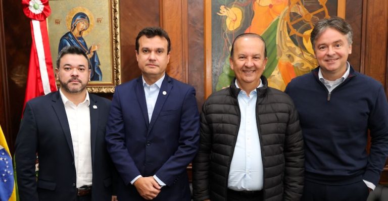 Atual secretário de Planejamento toma posse após saída de Marcelo Fett, anunciada na segunda (09). Escolha teve indicação da ACATE