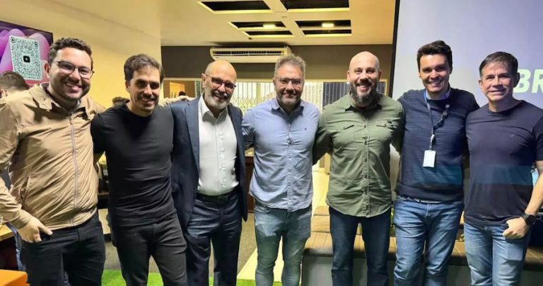 Empresa de Blumenau (SC) leva tecnologia de TMS e IA para a plataforma mineira. Grupo prevê investir mais R$ 200 milhões em aquisições até 2026.