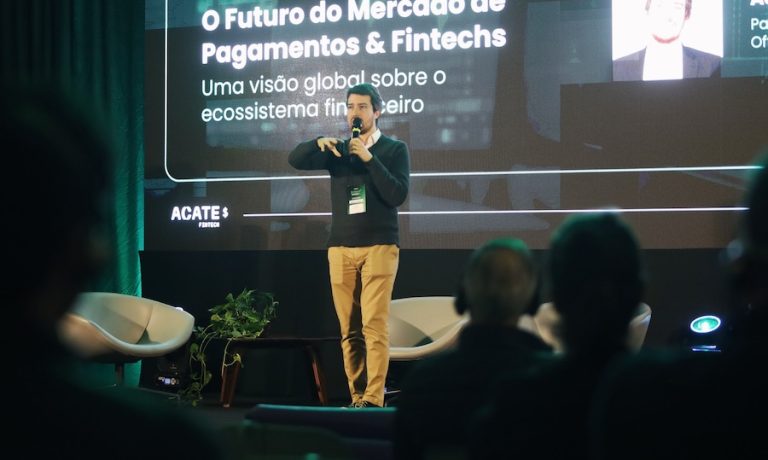 Evento em Florianópolis destacou o protagonismo do país na inovação financeira e o desafio de equilibrar avanço tecnológico e sustentabilidade digital.